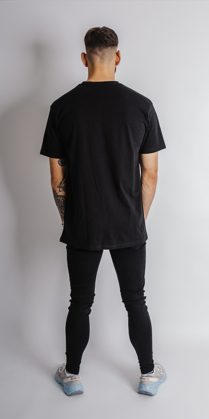 Black oversized t-shirt with patch