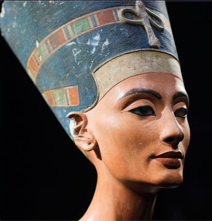 De Nefertiti buste die in het Egyptisch museum van Berlijn staat.
