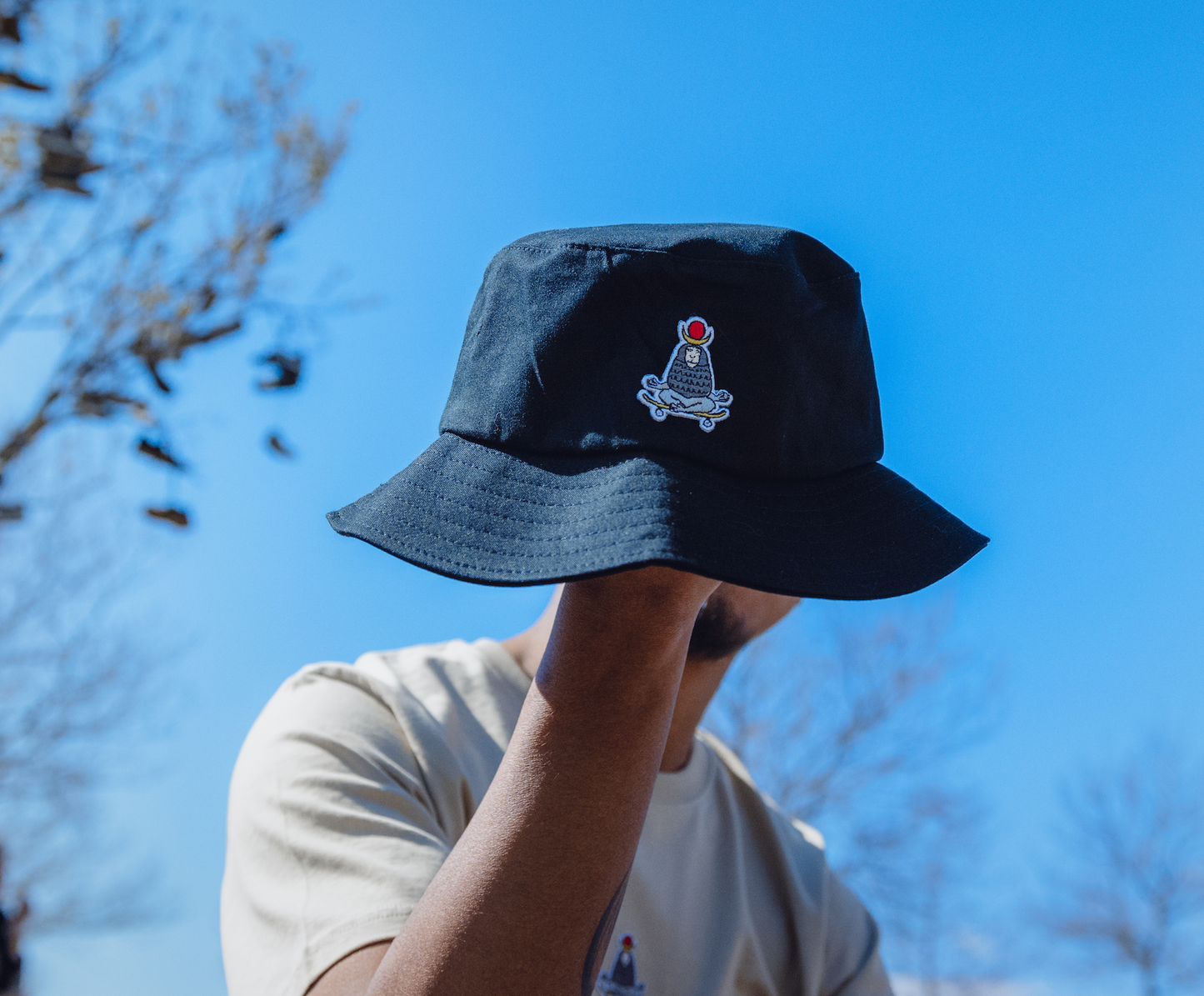 'Skate and meditate' bucket hat