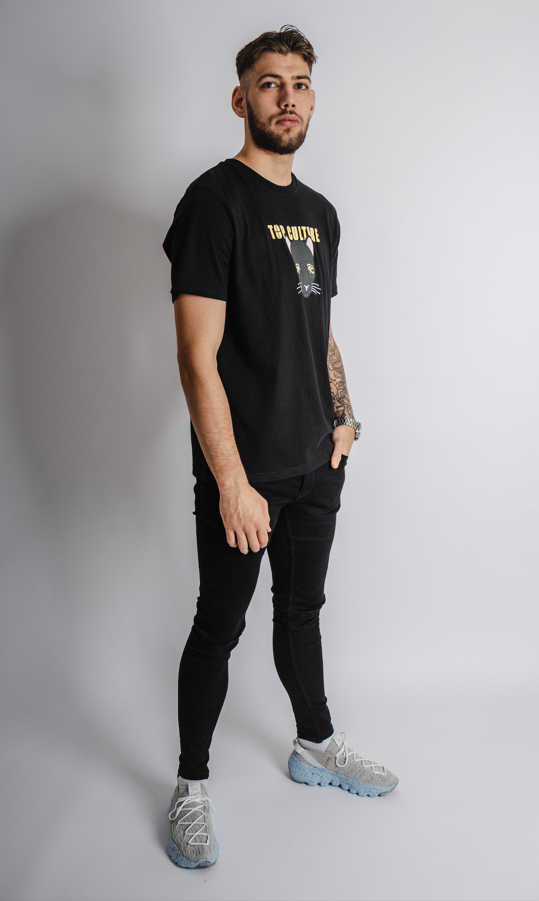 'Sechmet' black t-shirt - loose fit