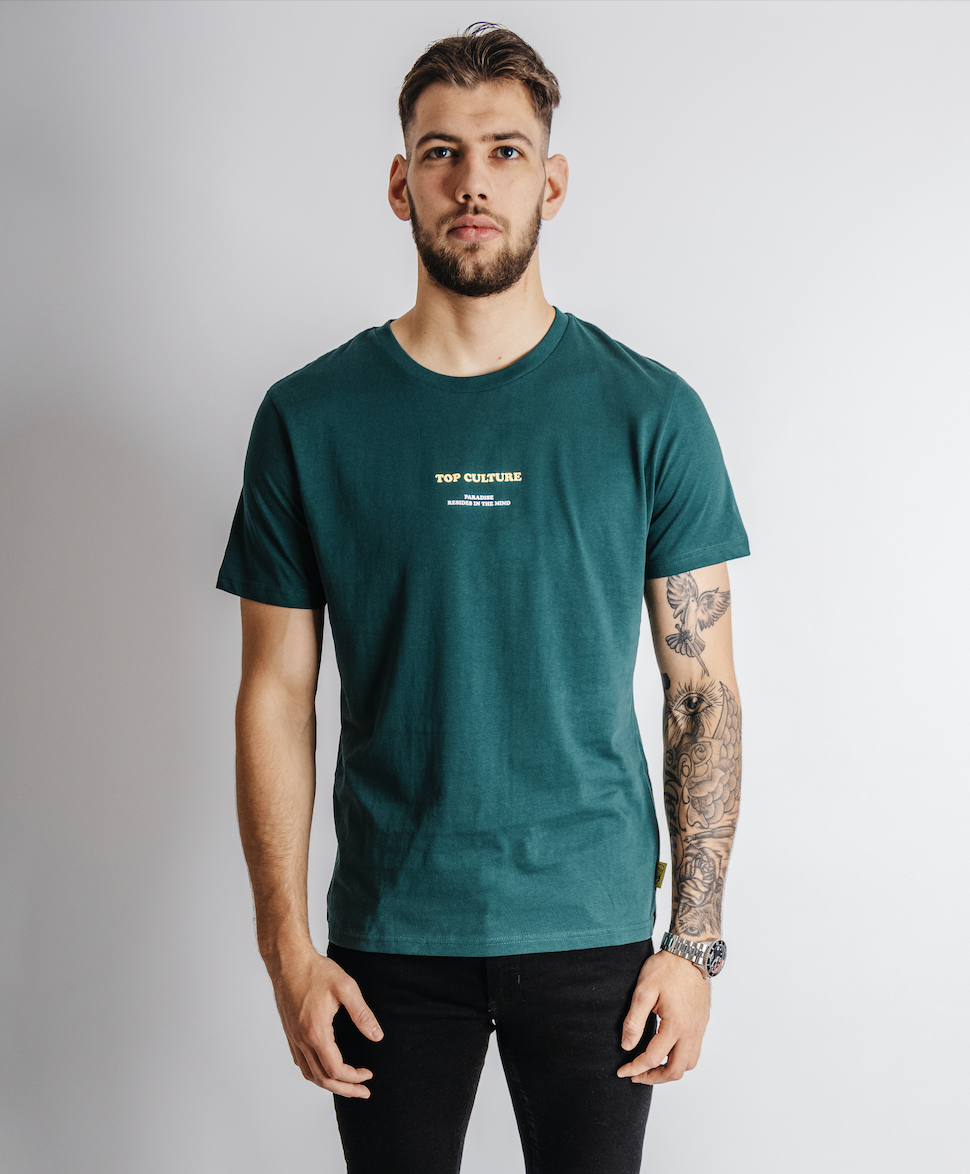 'Paradise' green t-shirt -normal fit