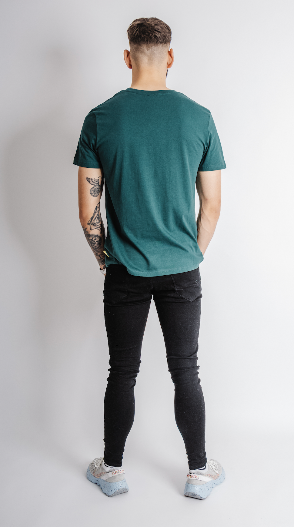 'Paradise' green t-shirt -normal fit