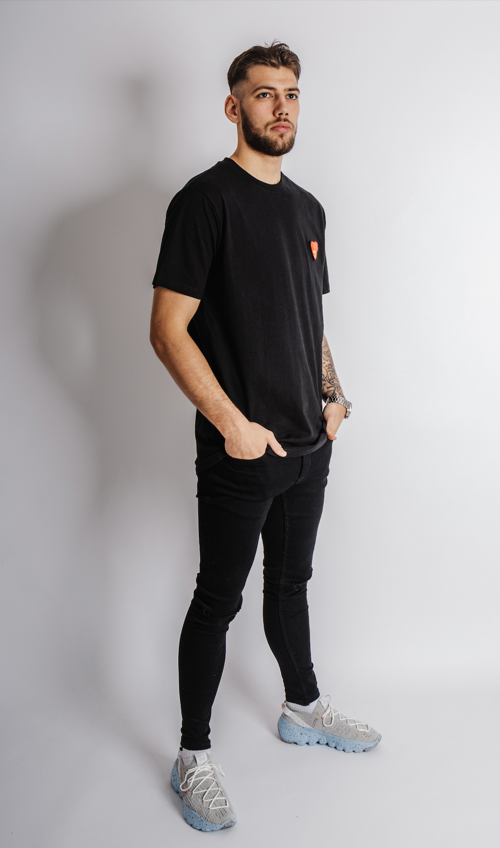 Black oversized t-shirt with patch