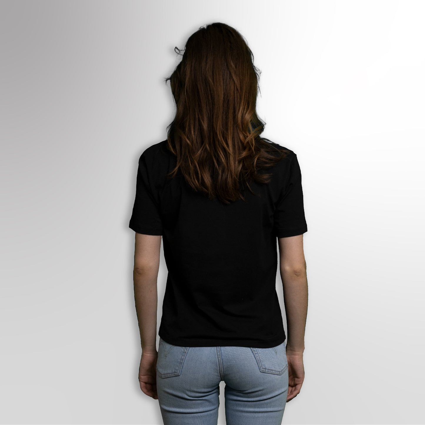 Black logo t-shirt women