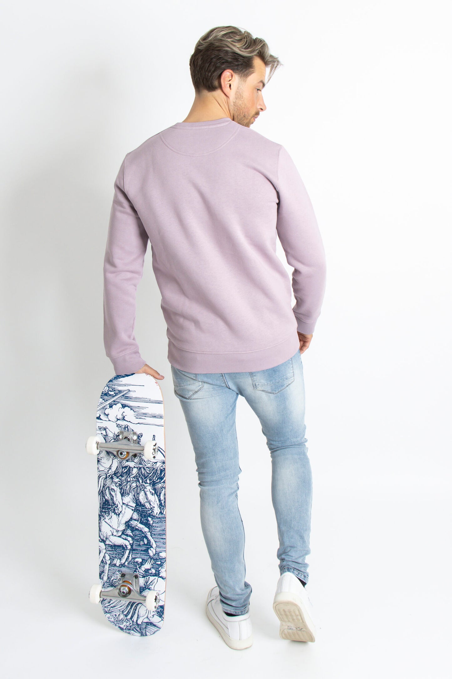 'Skate and meditate' mauve sweater